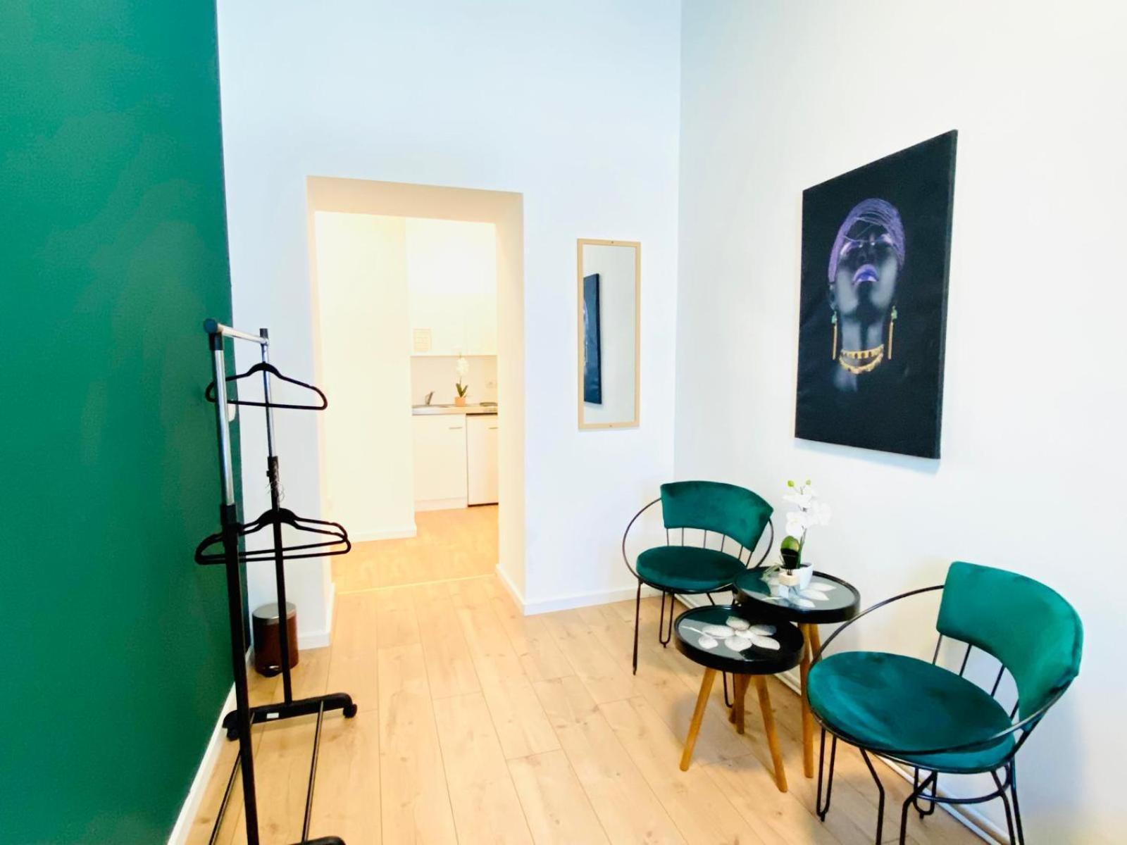 8 Fully Equipped Studio Shared Apt W Terrace Margareten Vienna Exterior photo